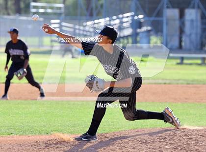Thumbnail 1 in Warren vs. Gahr photogallery.