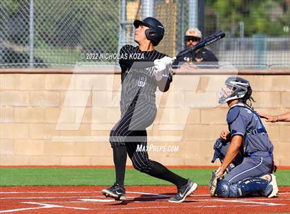 Thumbnail 3 in Warren vs. Gahr photogallery.