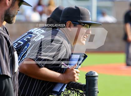 Thumbnail 1 in Warren vs. Gahr photogallery.