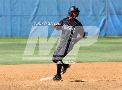 Thumbnail 1 in Warren vs. Gahr photogallery.