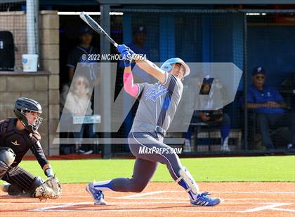 Thumbnail 3 in Warren vs. Gahr photogallery.