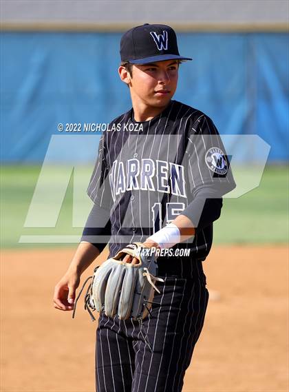 Thumbnail 3 in Warren vs. Gahr photogallery.