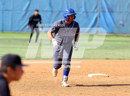 Thumbnail 1 in Warren vs. Gahr photogallery.