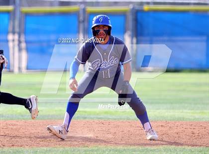 Thumbnail 1 in Warren vs. Gahr photogallery.