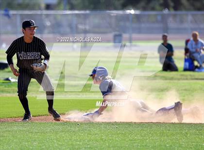 Thumbnail 2 in Warren vs. Gahr photogallery.