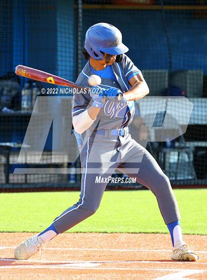Thumbnail 1 in Warren vs. Gahr photogallery.