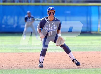 Thumbnail 1 in Warren vs. Gahr photogallery.