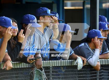Thumbnail 1 in Warren vs. Gahr photogallery.