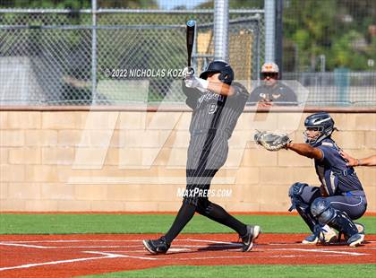 Thumbnail 1 in Warren vs. Gahr photogallery.