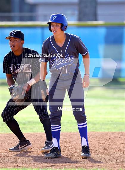 Thumbnail 3 in Warren vs. Gahr photogallery.