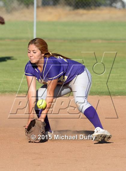 Thumbnail 3 in Ridgeview @ Tehachapi photogallery.