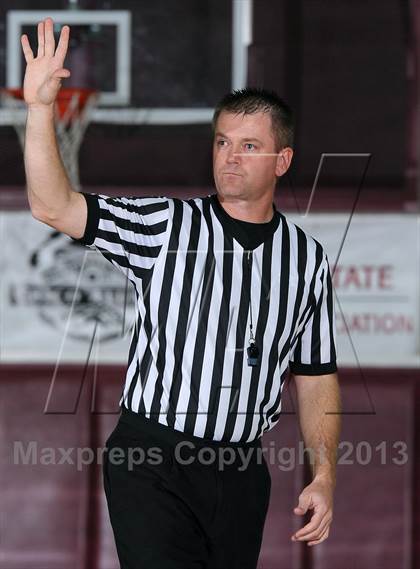 Thumbnail 2 in Butte Valley vs. Hayfork (CIF NS D6 Final) photogallery.
