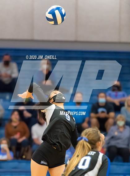 Thumbnail 3 in Coppell @ Plano West photogallery.