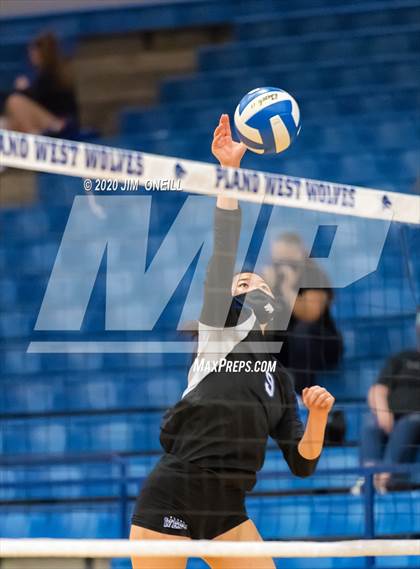 Thumbnail 2 in Coppell @ Plano West photogallery.