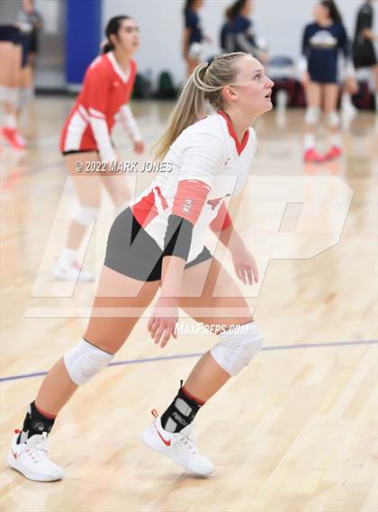 Thumbnail 3 in Imperial vs. Whittier Christian (Nike TOC Southwest) photogallery.