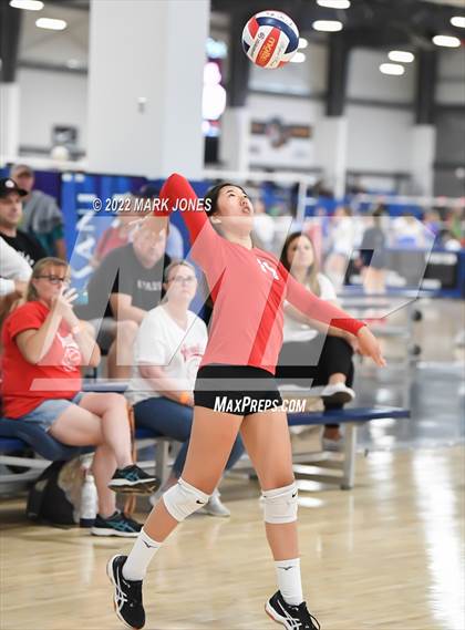 Thumbnail 3 in Imperial vs. Whittier Christian (Nike TOC Southwest) photogallery.