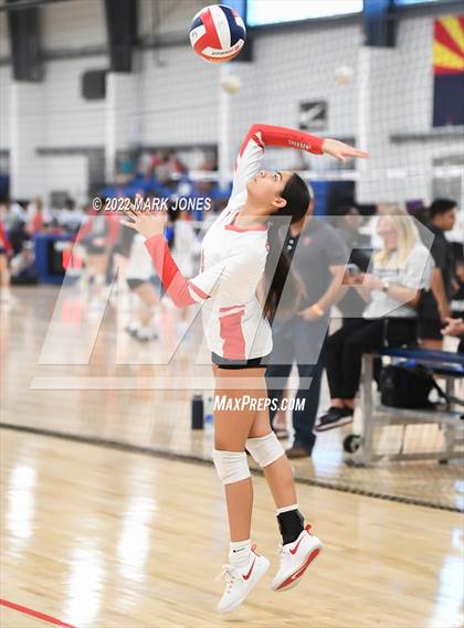Thumbnail 2 in Imperial vs. Whittier Christian (Nike TOC Southwest) photogallery.