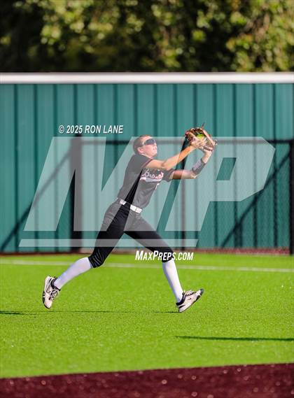 Thumbnail 1 in JV: Norman @ Mustang photogallery.
