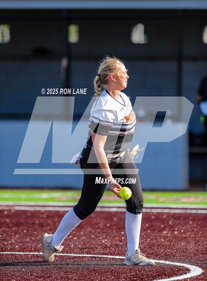 Thumbnail 2 in JV: Norman @ Mustang photogallery.