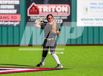 Thumbnail 2 in JV: Norman @ Mustang photogallery.