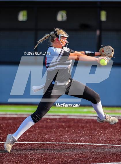 Thumbnail 2 in JV: Norman @ Mustang photogallery.
