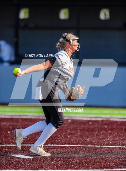 Thumbnail 1 in JV: Norman @ Mustang photogallery.