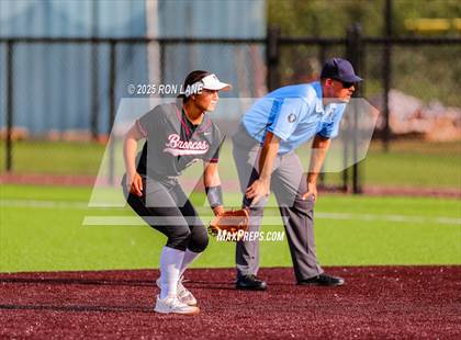 Thumbnail 1 in JV: Norman @ Mustang photogallery.