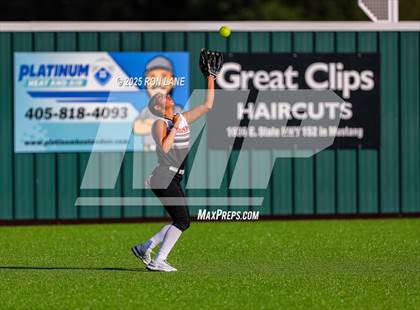 Thumbnail 1 in JV: Norman @ Mustang photogallery.