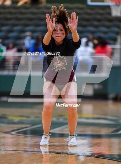 Thumbnail 3 in Jefferson @ Madison (UIL 3A Region 2 Semifinal) photogallery.