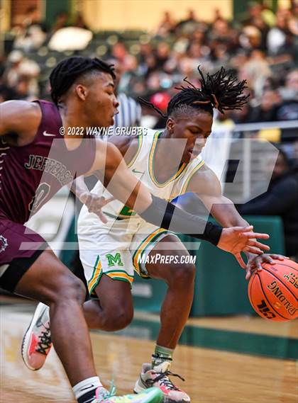 Thumbnail 3 in Jefferson @ Madison (UIL 3A Region 2 Semifinal) photogallery.