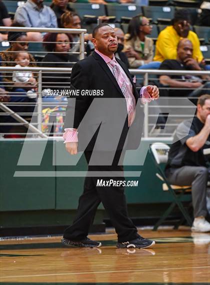 Thumbnail 2 in Jefferson @ Madison (UIL 3A Region 2 Semifinal) photogallery.