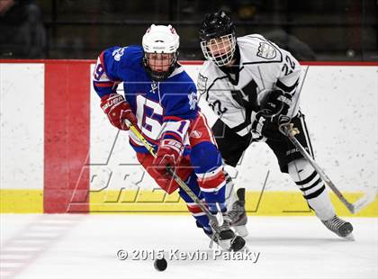 Thumbnail 3 in Glastonbury @ Xavier photogallery.
