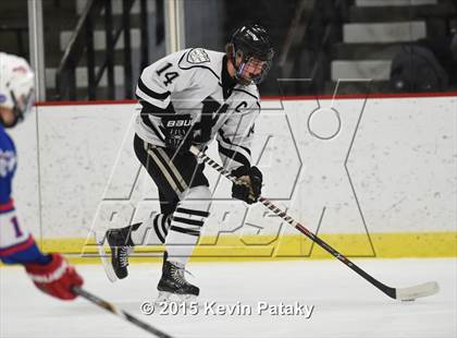 Thumbnail 3 in Glastonbury @ Xavier photogallery.
