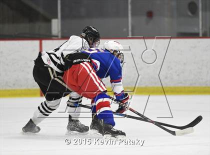 Thumbnail 3 in Glastonbury @ Xavier photogallery.