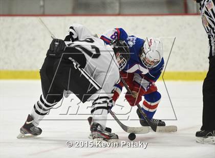 Thumbnail 1 in Glastonbury @ Xavier photogallery.