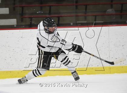 Thumbnail 3 in Glastonbury @ Xavier photogallery.