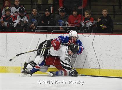 Thumbnail 3 in Glastonbury @ Xavier photogallery.