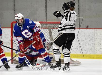 Thumbnail 3 in Glastonbury @ Xavier photogallery.