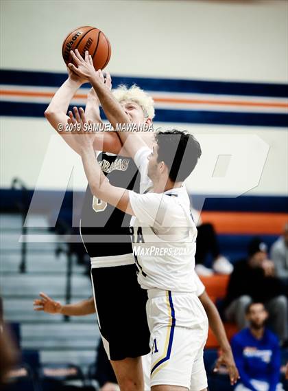Thumbnail 2 in  Agoura vs Calabasas (5th Annual West Valley Tip-Off Classic) photogallery.