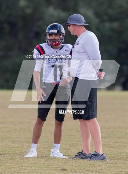 Thumbnail 1 in Stevens vs Warren JV A photogallery.