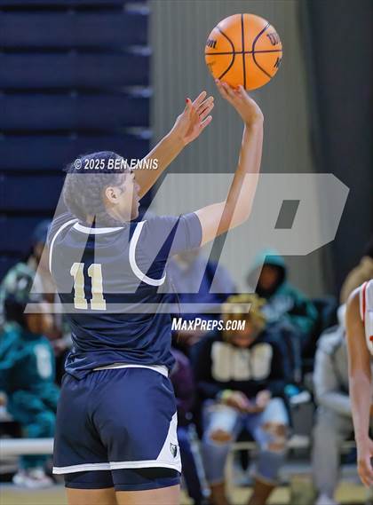 Thumbnail 3 in Bradley Central vs. Hazel Green (She Got Game Classic) photogallery.