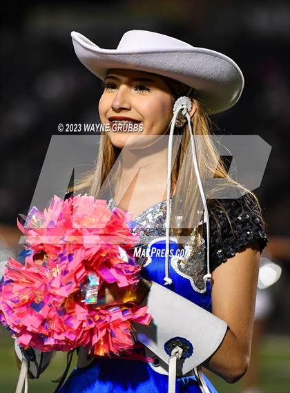 Thumbnail 1 in Tyler @ Longview photogallery.
