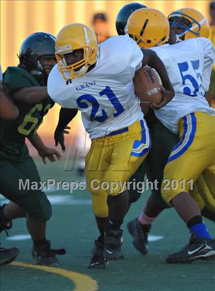 Thumbnail 3 in Grant @ Monterey Trail photogallery.