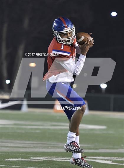 Thumbnail 2 in Helix vs Folsom (CIF State D1-AA Final) photogallery.