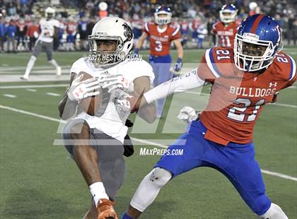 Thumbnail 1 in Helix vs Folsom (CIF State D1-AA Final) photogallery.