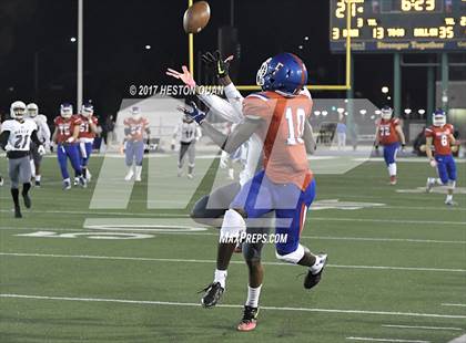 Thumbnail 1 in Helix vs Folsom (CIF State D1-AA Final) photogallery.