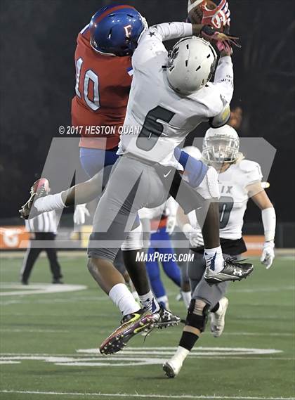 Thumbnail 3 in Helix vs Folsom (CIF State D1-AA Final) photogallery.