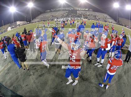 Thumbnail 1 in Helix vs Folsom (CIF State D1-AA Final) photogallery.