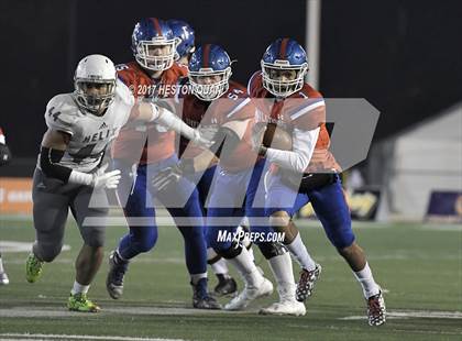 Thumbnail 1 in Helix vs Folsom (CIF State D1-AA Final) photogallery.