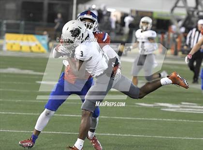 Thumbnail 1 in Helix vs Folsom (CIF State D1-AA Final) photogallery.